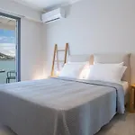 Lägenhetshotell Zisis 3*