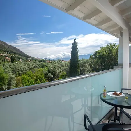 Apartmanhotel Zisis 3*