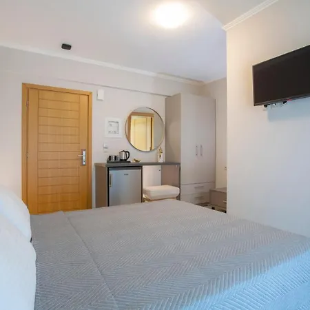 Zisis 3* Nydri (Lefkada)