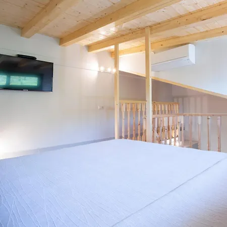 Zisis Apartmanhotel 3*