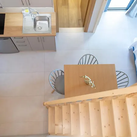 Apartmanhotel Zisis Nidrí