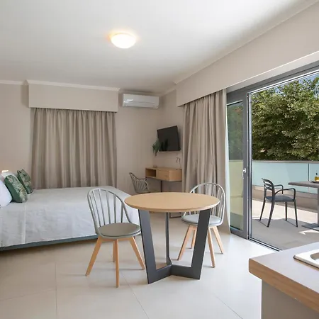 Zisis Hotel apartamentowy Nydri (Lefkada)