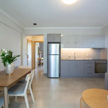 Zisis Aparthotel