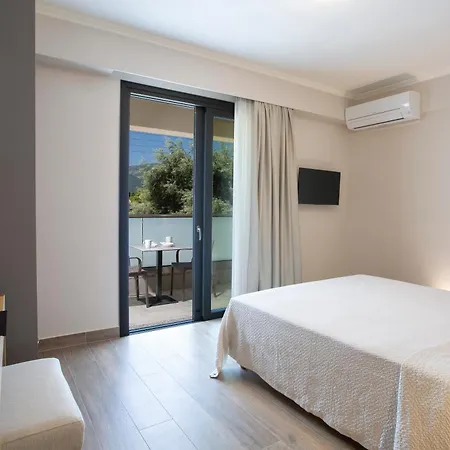 Zisis * Nydri (Lefkada)