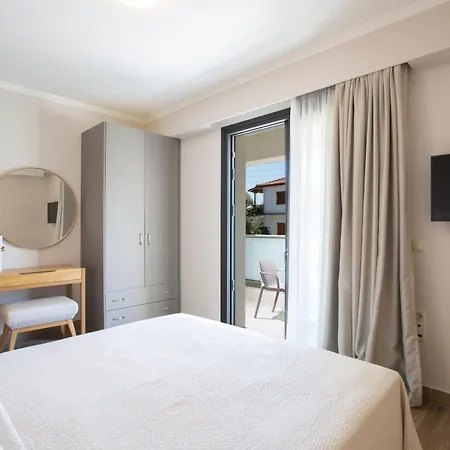 Aparthotel Zisis