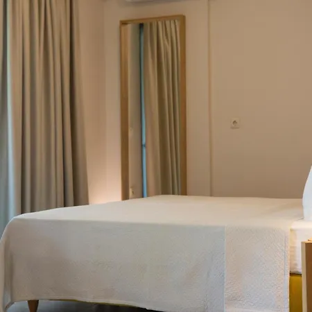 Aparthotel Zisis