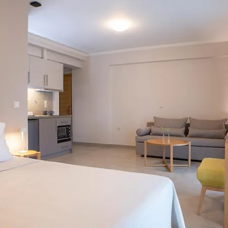 Zisis Aparthotel *